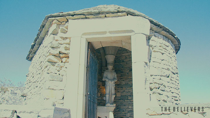 the believers, photo, val de consolation, paranormal, sandy lakdar,